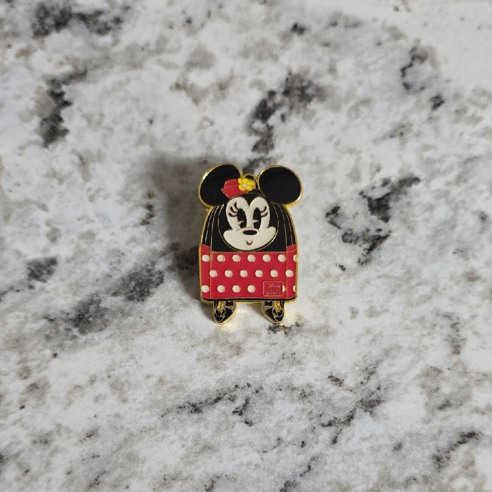 Loungefly Minnie Mouse Pin